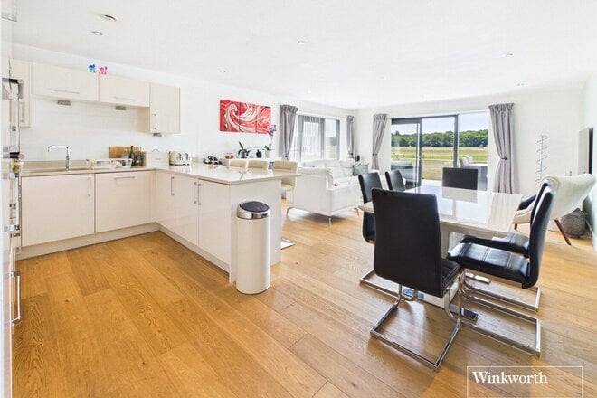Kingman Way, Berkshire, RG14