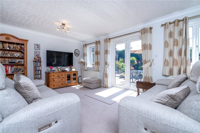 Cedar Drive, Lincolnshire, PE10