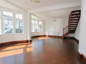 Westbourne Grove, Essex, SS0