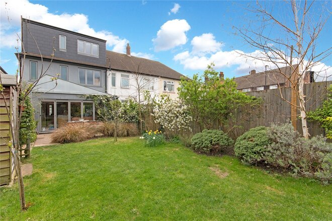 Thornlaw Road, London, SE27