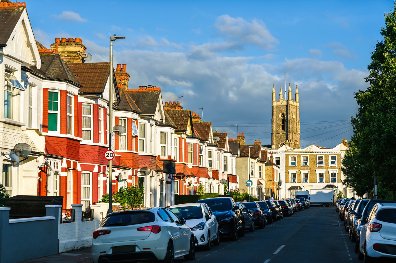 Tooting - mid image