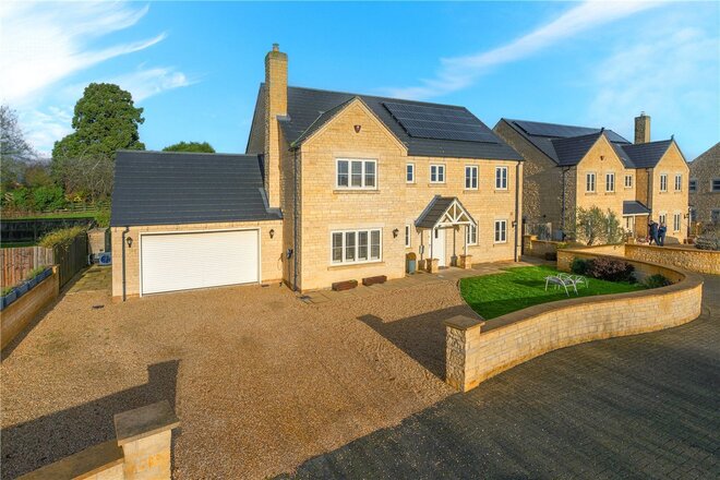 Hunters Court, Sleaford, NG34