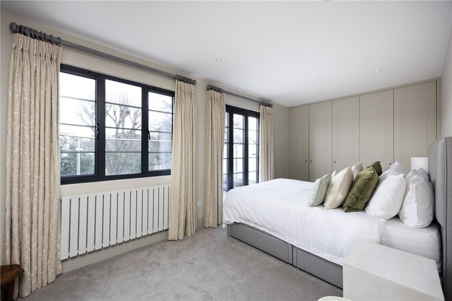 Granard Avenue, London, SW15
