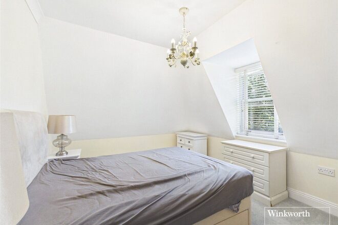 Treetops, The Mount, Reading, RG4