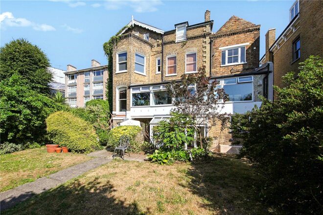 Grove Park, Camberwell, SE5
