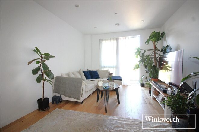 Franklin Court, Borehamwood, WD6