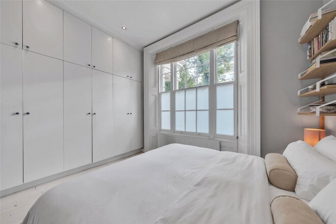 Clifton Gardens, London, W9