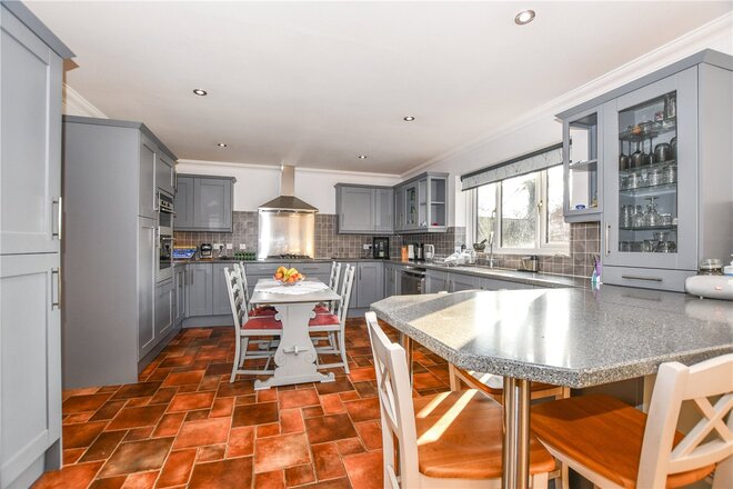 Bearwood Road, Berkshire, RG41