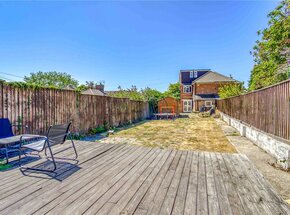 Hatch Pond Road, Dorset, BH17