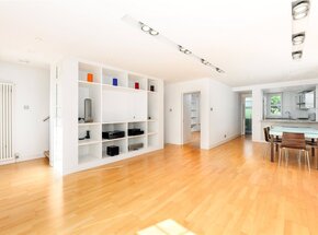 Rusthall Avenue, London, W4