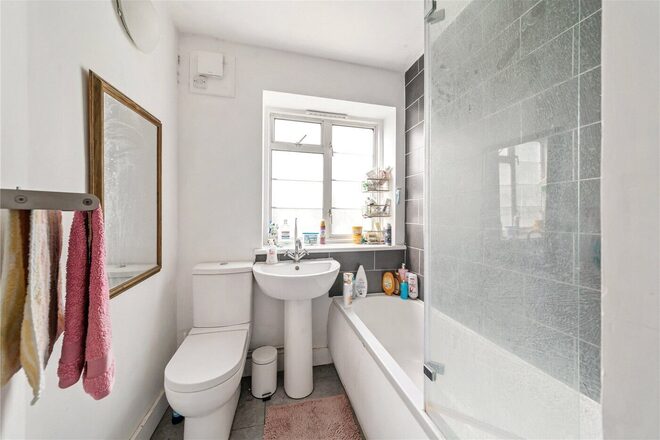 Holmbury Court, London, SW17
