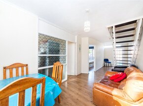 Honiton Gardens, London, SE15