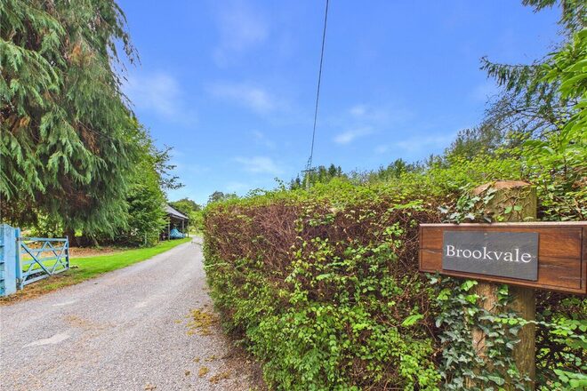 Lower Washfield, Devon, EX16