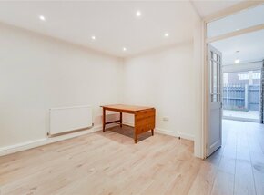 Goodinge Close, Caledonian Rd, N7