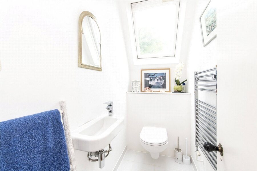 Shower & WC