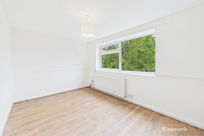 Arnellan House, London, NW9