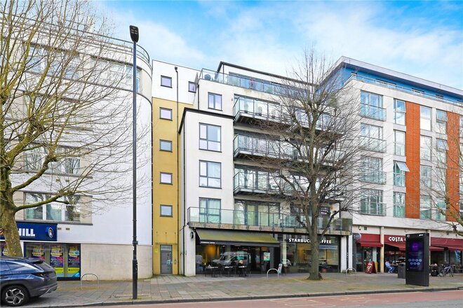 Uxbridge Road, London, W5