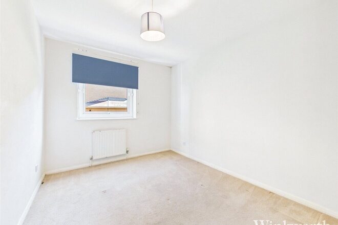 Hillcrest Road, London, W5