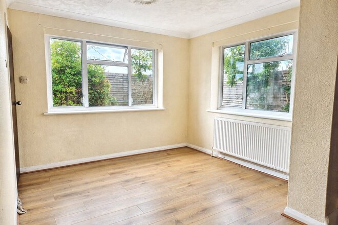 Mays Lane, Barnet, EN5