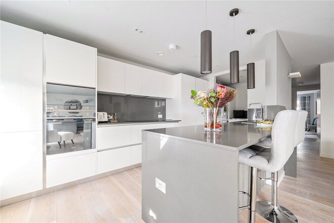 Ailesbury Court, Marlborough, SN8
