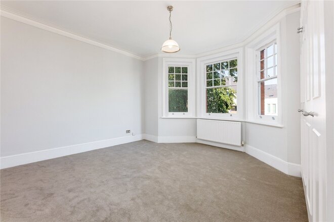 West Hill, London, SW18