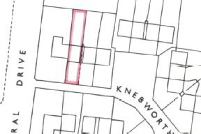 Knebworth Path, Hertfordshire, WD6