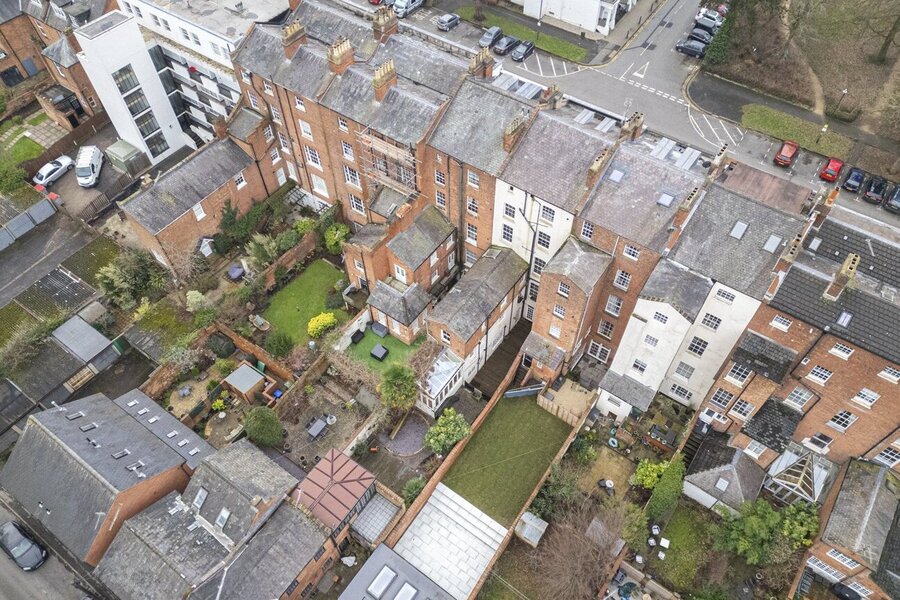 High Garden Drone