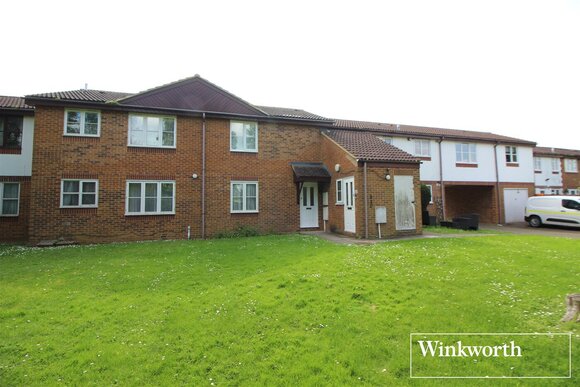 Farm Close, Hertfordshire, WD6