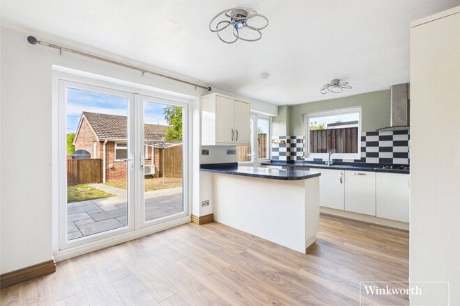Kestrel Close, Berkshire, RG19