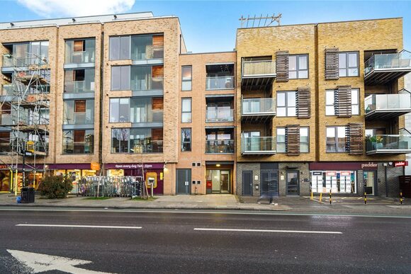 Queens Road, London, SE15