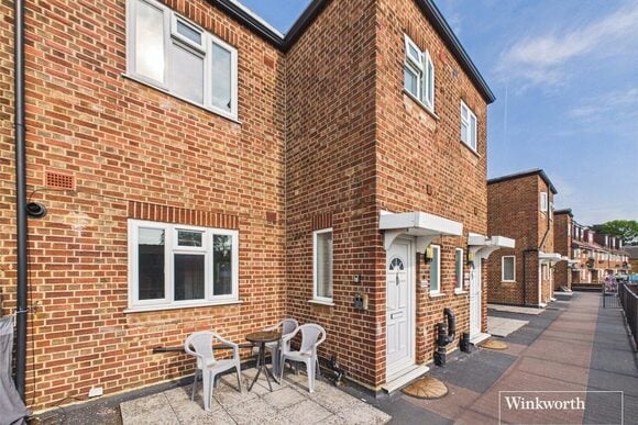 Watford Way, London, NW7