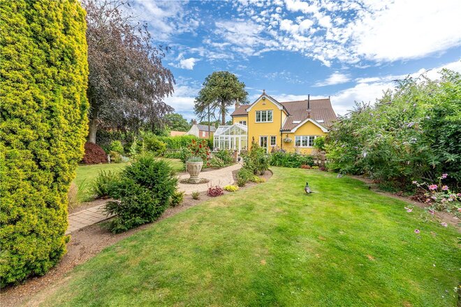 Reeves Corner, Norwich, NR13