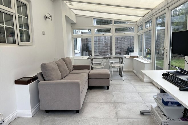 Eldon Avenue, Hertfordshire, WD6