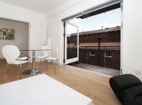 Rosebery Court, London, EC1R