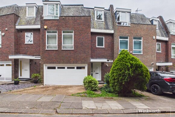 Westchester Drive, Hendon, NW4