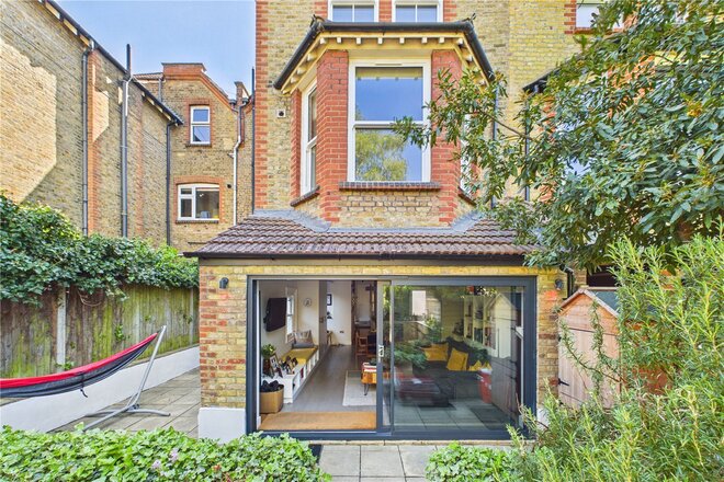 Fairmile Avenue, London, SW16