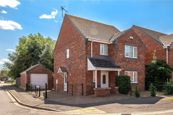 Poplar Close, Sleaford, NG34