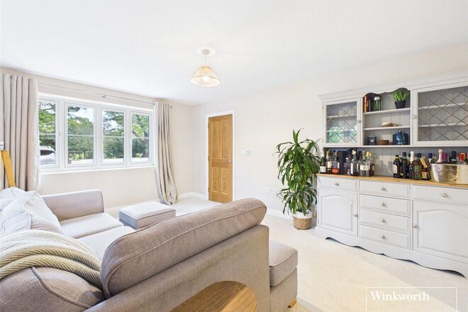 Sandford Lane, Reading, RG10