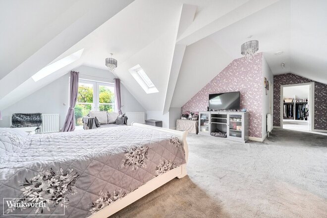 Buckskin Lane, Hampshire, RG22