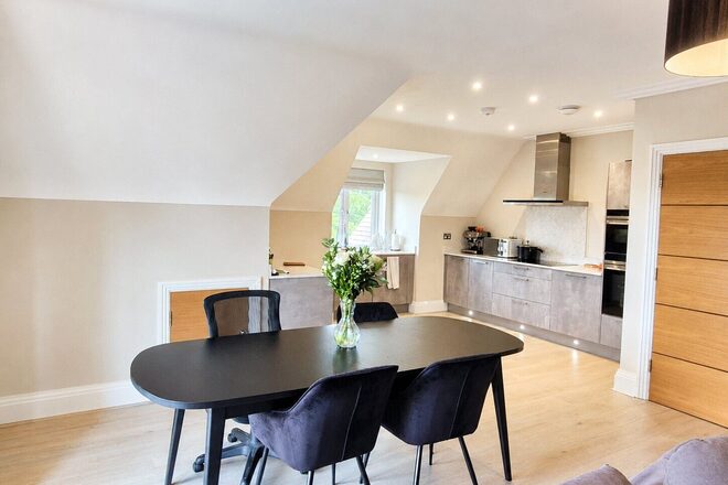 Coombehurst Close, Hadley Wood, EN4