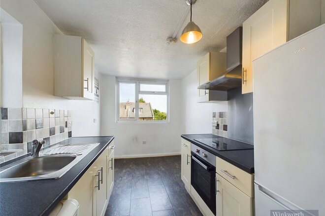 Oakwood, Surbiton, KT5