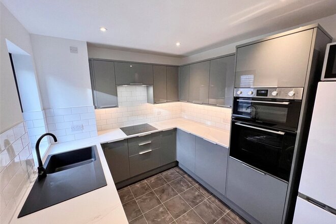 Becketts Place, Kingston upon Thames, KT1