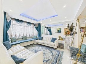 Brinkburn Gardens, Middlesex, HA8