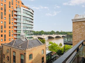 Brewhouse Lane, London, SW15