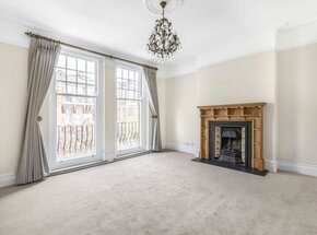 Riverview Gardens, London, SW13