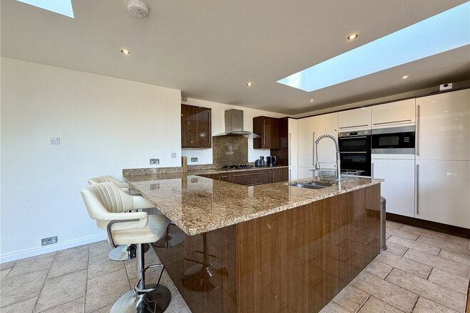 West Overcliff Drive, Dorset, BH4