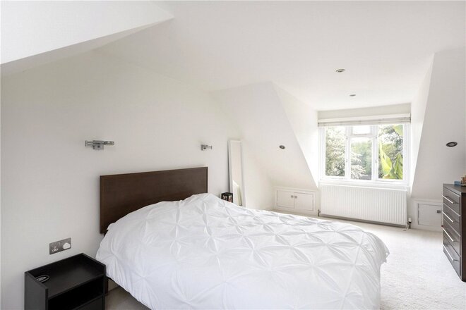 Kingsmead Road, London, SW2