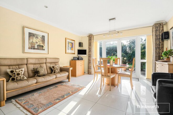Charters Road, Berkshire, SL5