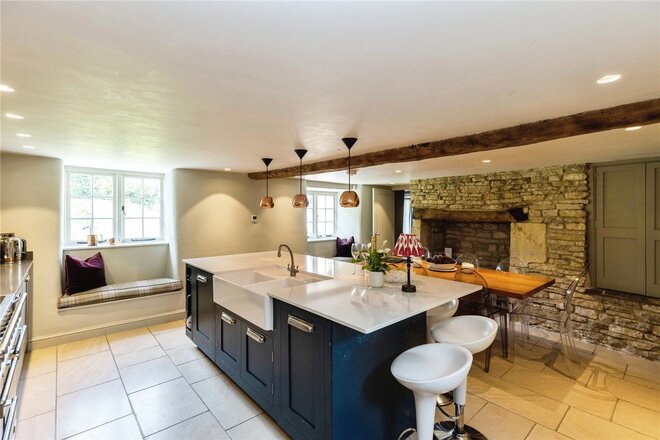 Cowley, Gloucestershire, GL53