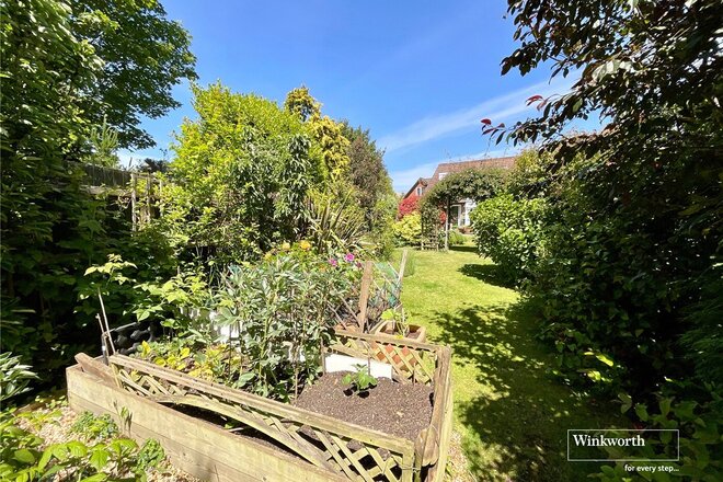 Island View Avenue, Dorset, BH23